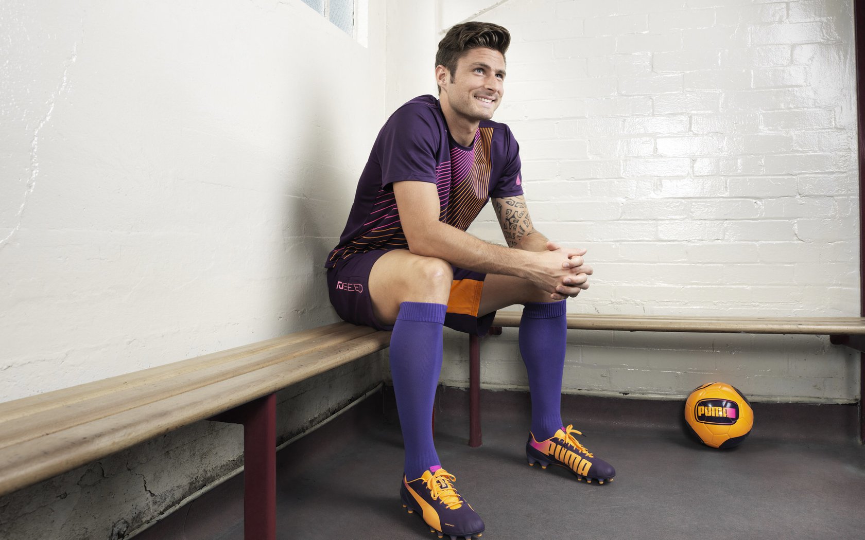 克瓦拉茨赫利亚一锤定音，埃及碾压荷兰改写足球版图